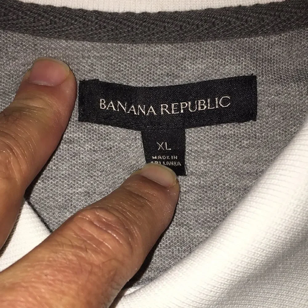 Banana republic white with tan & gray accent and elephant golf polo shirt XL